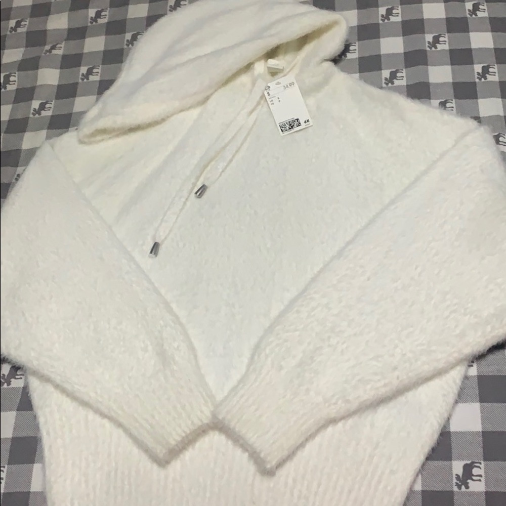 Fluffy H&M hoodie
